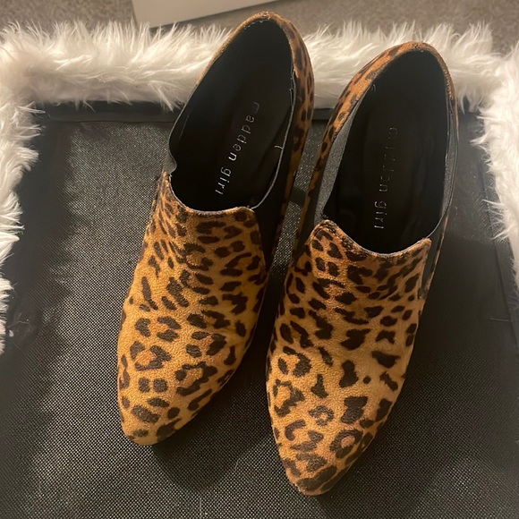 Madden Girl Leopard Heels - Picture 2 of 10